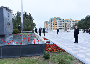 Sumqayıt şəhərində Xocalı soyqırımının 34-cü ildönümü ilə əlaqədar anım tədbiri keçirilib