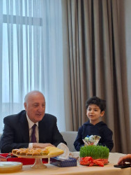 Zakir Fərəcov şəhid ailələrini evlərində ziyarət edib