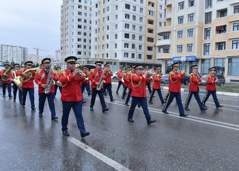 Sumqayıtda Zəfər Günü münasibətilə hərbi yürüş keçirilib