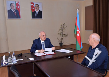 Zakir Fərəcov sakinlərlə görüşdü, müraciətlərini dinlədi