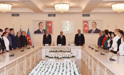 Sumqayıtda “Azərbaycanlıların soyqırımı aktlarının dünya ictimaiyyətinə çatdırılmasında Heydər Əliyevin rolu” mövzusunda konfrans keçirilib