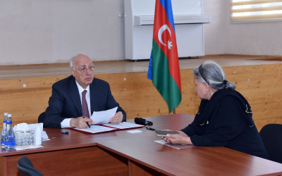 Zakir Fərəcov şəhər sakinləri ilə növbəti səyyar görüş keçirdi