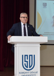 Sumqayıt Dövlət Universitetində “Şəhərsalma və Memarlıq İli”nə həsr olunmuş konfrans keçirilib