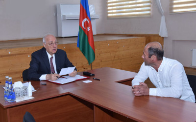 Zakir Fərəcov şəhər sakinləri ilə növbəti səyyar görüş keçirdi