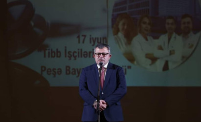 Sumqayıtda Tibb İşçilərinin Peşə Bayramı Günü münasibətilə ümumşəhər tədbiri keçirilib