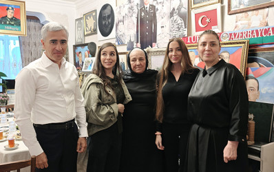 Leyla Əliyeva və Arzu Əliyeva Polad Həşimovun evində olublar