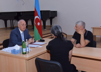 Zakir Fərəcov sakinlərin müraciətlərini yerində dinlədi