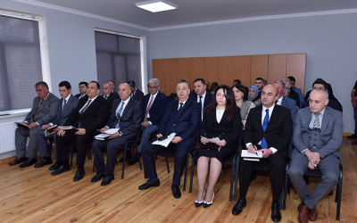 Zakir Fərəcov Sumqayıt sakinlərinin problemlərini dinlədi