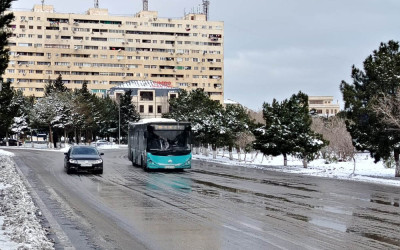 Sumqayıt yollarında qarın təmizlənməsi davam edir