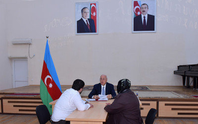 Zakir Fərəcov növbəti səyyar qəbul keçirdi