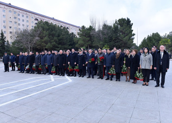 Sumqayıtda Ümummilli lider Heydər Əliyevin anım mərasimi keçirilib