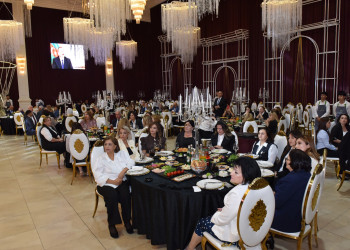 Sumqayıtda Beynəlxalq Müəllimlər Günü qeyd olunub