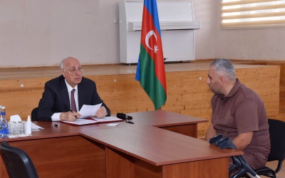 Zakir Fərəcov şəhər sakinləri ilə növbəti səyyar görüş keçirdi