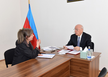 Zakir Fərəcov növbəti səyyar qəbulu 11-ci mikrorayon ərazisində keçirdi