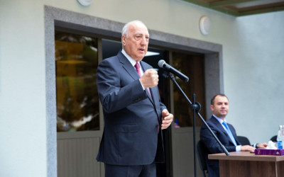 Sumqayıtda 36 nömrəli tam orta məktəbin yenidənqurmadan sonra açılışı olub