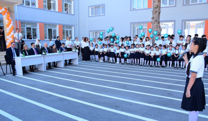 Sumqayıt şəhər 21 nömrəli tam orta ümumtəhsil məktəbində Bilik Günü qeyd olunub