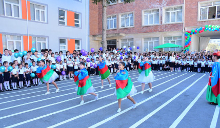 Sumqayıt şəhər 21 nömrəli tam orta ümumtəhsil məktəbində Bilik Günü qeyd olunub