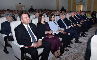 Sumqayıtda tanınmış şair-publisist Əvəz Mahmud Lələdağın 90 illiyi qeyd olunub