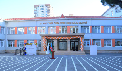 Sumqayıt şəhər 21 nömrəli tam orta ümumtəhsil məktəbində Bilik Günü qeyd olunub