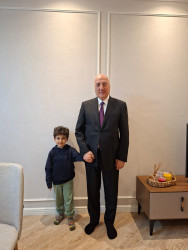 Zakir Fərəcov şəhid ailələrini evlərində ziyarət edib