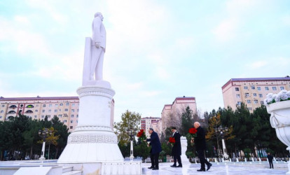 Baş prokuror Sumqayıt şəhərində vətəndaşları qəbul edib