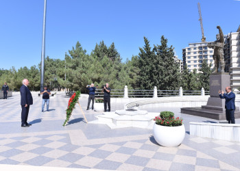 Sumqayıtda 27 Sentyabr – Anım Günü münasibətilə şəhidlərin xatirəsi ehtiramla yad edilib