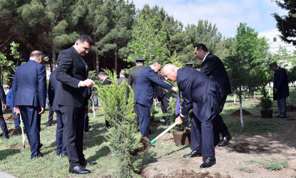 Sumqayıtda Ümummilli Lider Heydər Əliyevin anadan olmasının 101-ci ildönümü qeyd olunub