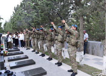 Sumqayıtda Birinci Qarabağ müharibəsinin şəhidi Səfəralı Səfərov dəfn edilib