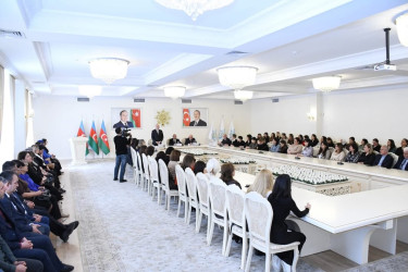 Sumqayıtda 31 Mart – Azərbaycanlıların Soyqırımı Gününə həsr olunmuş “Tarixi Yaddaşın Həqiqətləri – 31 Mart” adlı dəyirmi masa keçirilib