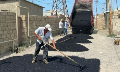 Sumqayıtda asfaltlanma işləri davam etdirilir