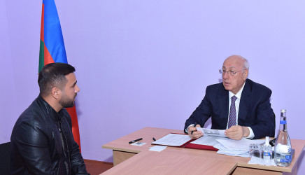 Zakir Fərəcov sakinlərlə səyyar qəbul keçirib