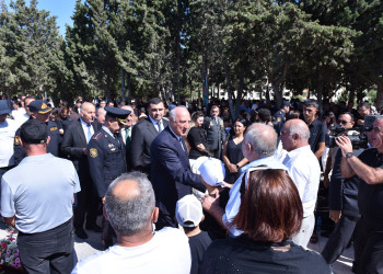Sumqayıtda 27 Sentyabr – Anım Günü münasibətilə şəhidlərin xatirəsi ehtiramla yad edilib