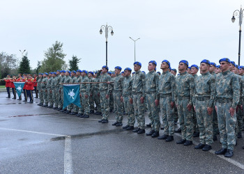 Sumqayıtda Zəfər Günü münasibətilə hərbi yürüş keçirilib
