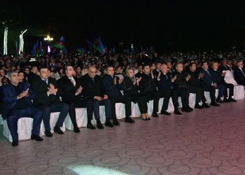 Sumqayıtda Zəfər Günü ilə bağlı konsert və atəşfəşanlıq keçirilib