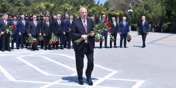 Sumqayıtda Ümummilli Lideri Heydər Əliyevin xatirəsi anılıb2