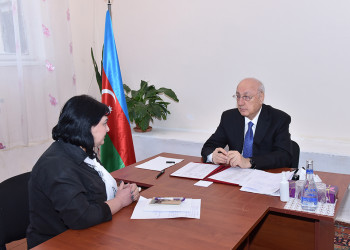 Zakir Fərəcov şəhərin 8-ci mikrorayon ərazisində sakinlərlə görüşdü