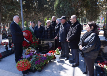 Sumqayıtda Aprel şəhidlərinin xatirəsi anılıb