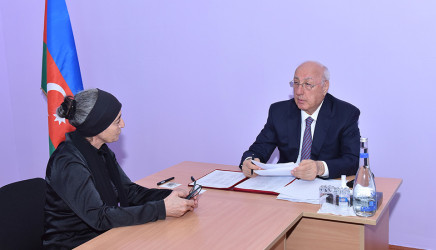 Zakir Fərəcov sakinlərlə səyyar qəbul keçirib