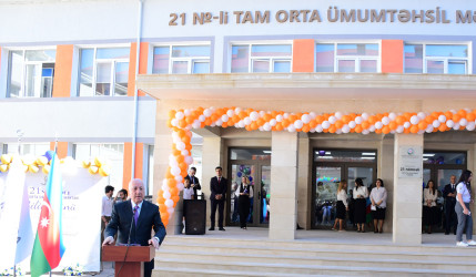 Sumqayıt şəhər 21 nömrəli tam orta ümumtəhsil məktəbində Bilik Günü qeyd olunub