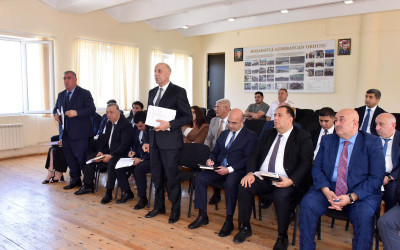 Zakir Fərəcov Sumqayıt sakinləri ilə birbaşa ünsiyyəti davam etdirir