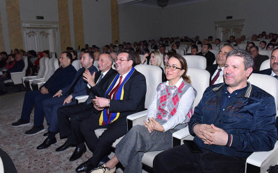 Sumqayıtda Rumıniyanın Milli Günü münasibətilə möhtəşəm folklor gecəsi keçirilib
