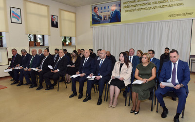 Zakir Fərəcov 4-cü məhəllədə növbəti səyyar qəbul keçirib